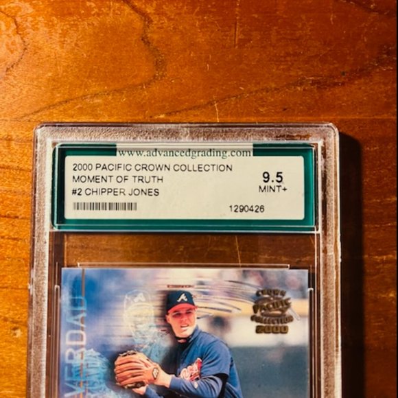 Chipper Jones Atlanta Braves Graded Baseball Card 9.5 Mint - Picture 2 of 3
